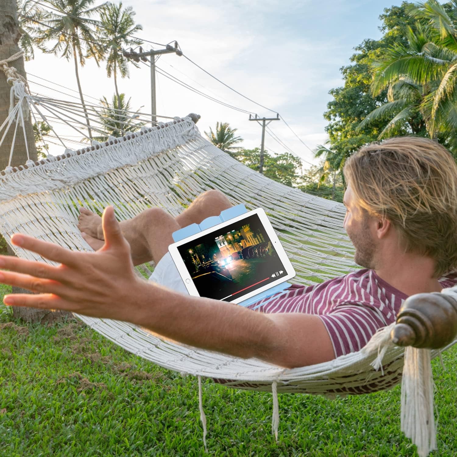 Desk Book Stand Metal Reading Rest Book Holder Adjustable Cookbook Documents Holder Bookstands for Recipes Textbook Music Books Christmas Gift for Age 3,4,5,6,7,8,9,10+ Boys Girls (Light Blue)